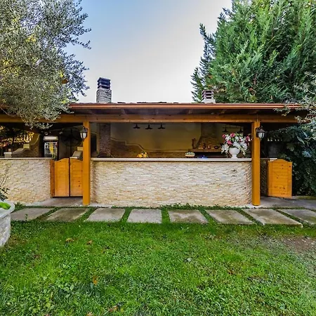 Ferma Gold Double By Pikhost アパート ティラナ