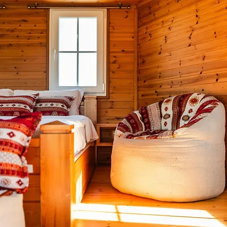 Ferma Gold Double By Pikhost Daire